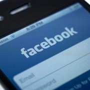 „Facebook“ iš „App Store“ pašalino „Camera“ ir „Poke“ aplikacijas