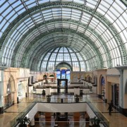 Dubajuje gali būti atidaryta didžiausia pasaulyje „Apple“ parduotuvė