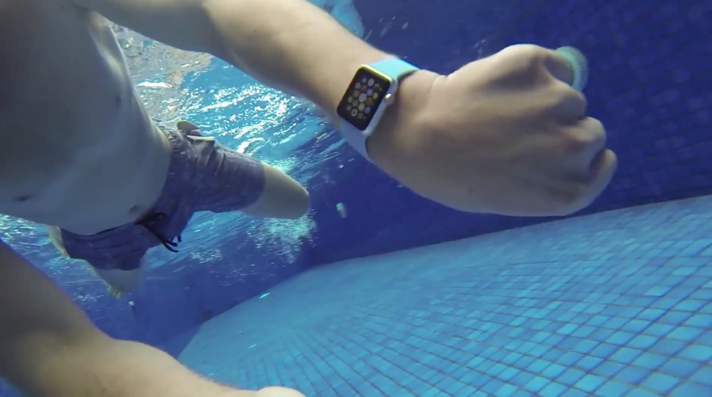 „Apple Watch“ po vandeniu
