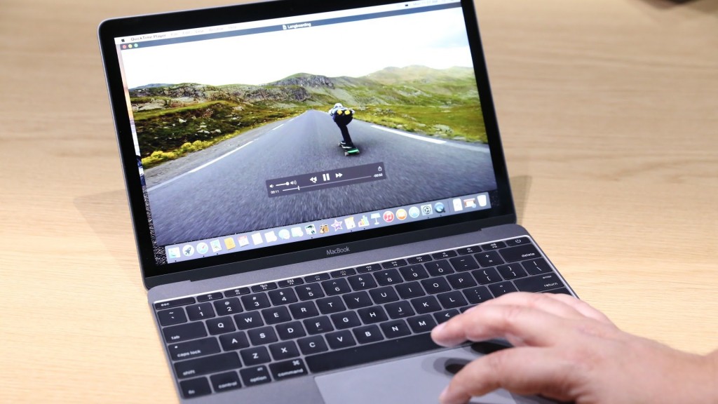 Naujasis „MacBook“