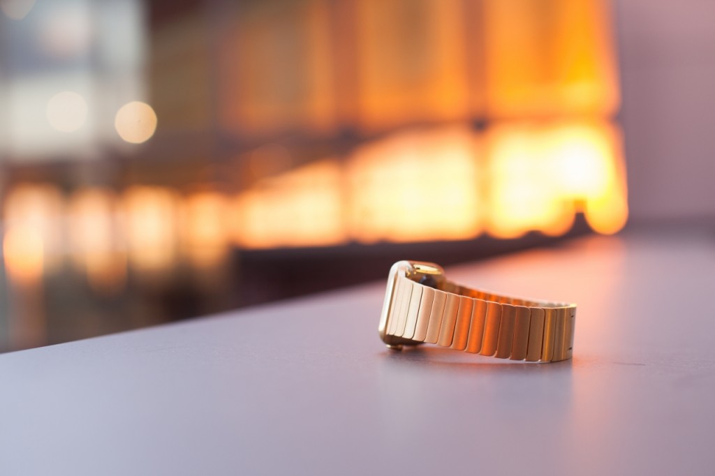 „Apple Watch“ papuoštas 18 karatų auksu