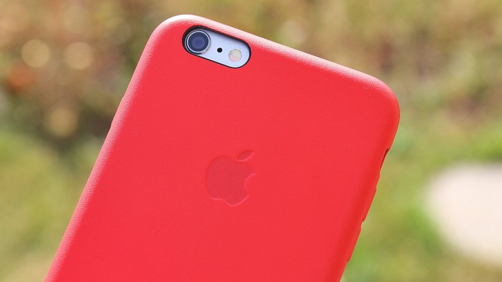 Raudonas „iPhone 6s“ dėklas