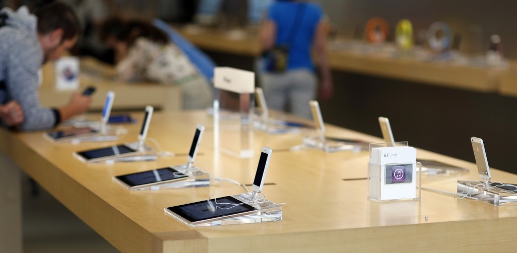 „Apple“ parduotuvė ir produktai