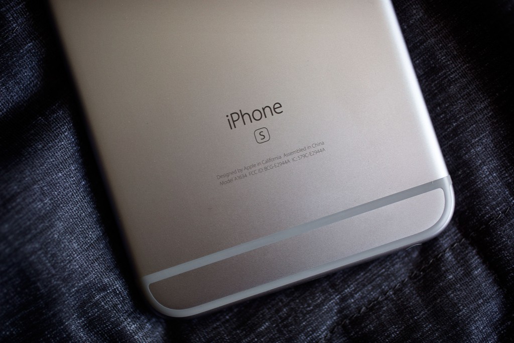 „iPhone 6s“ galinė dalis