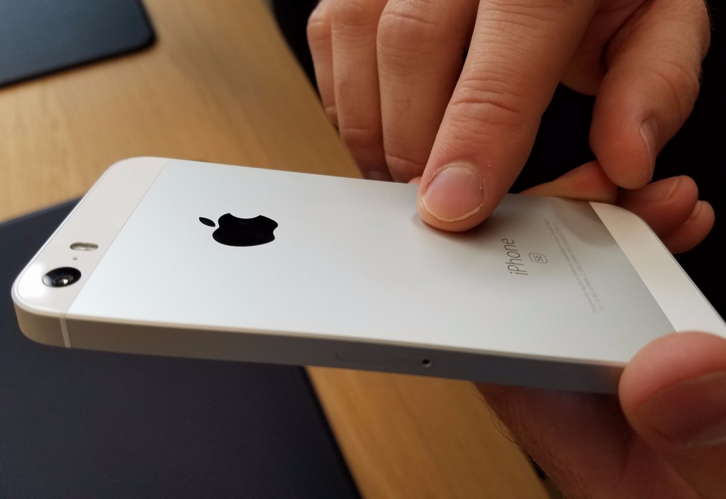 „iPhone SE“