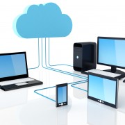 IT tendencijos: „debesų“ technologija, tinklalapiai mobiliesiems ir verslo biuras internete