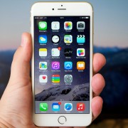 „iOS 9“ versija naudojasi daugiau kaip pusė „iOS“ įrenginių vartotojų