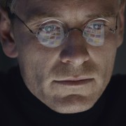 Lietuvoje pradedamas rodyti daug dėmesio sulaukęs filmas „Steve Jobs“